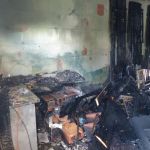 undefinierbare verkohlte Gegenstände