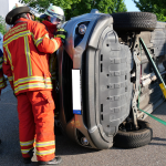 Feuerwehrleute bei einem Verkehrsunfall (Bildrechte Feuerwehr Markgröningen) Feuerwehrleute bei einem Verkehrsunfall (Bildrechte Feuerwehr Markgröningen)