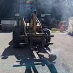 Radlader mit Gasflasche