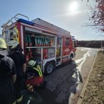 Einsatzfahrzeug in der Sonne