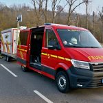 Feuerwehrauto mit Anhänger